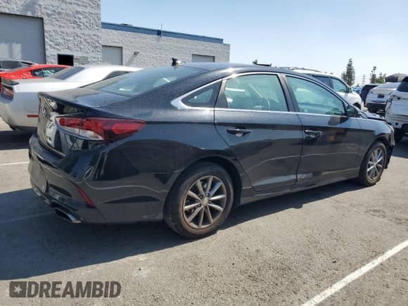 2018 Hyundai Sonata SE with VIN 5NPE24AF0JH669383, listed as a Copart auction lot 84471675 with 103,602 mi miles and Salvage title. Bid and sale history available at DreamBid. Image 3.