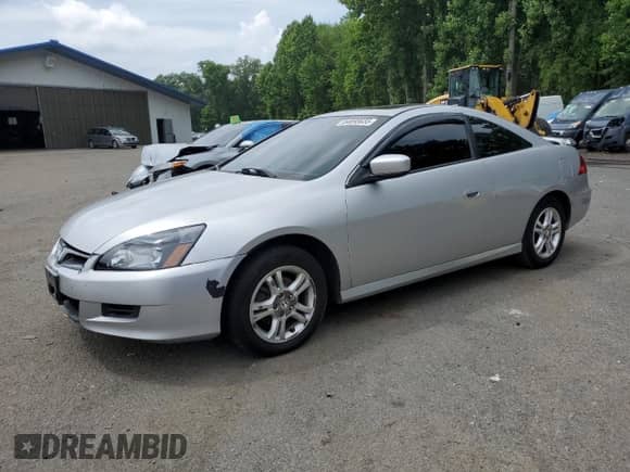 2006 Honda Accord EX-L z VIN 1HGCM72656A002438, wystawiony jako Copart lot #64695655 z przebiegiem 232 472 mil mil oraz Szkoda całkowita • Salvage title. Historia ofert i sprzedaży dostępna na DreamBid. Obrazek 1.