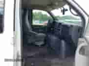 2011 Chevrolet Express Passenger 1LT с VIN 1GAZG1FG7B1171122, выставлен на аукционе IAAI как лот 42781322 с пробегом 262 838 миль миль и . История ставок и продаж доступна на DreamBid. Изображение 5.