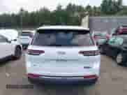 2021 Jeep Grand Cherokee Laredo z VIN 1C4RJKAG3M8161204, wystawiony jako IAAI lot #42736708 z przebiegiem 39 890 mil mil oraz . Historia ofert i sprzedaży dostępna na DreamBid. Obrazek 16.