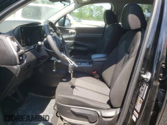 2023 Kia Sorento LX with VIN 5XYRG4LC7PG192098, listed as a Copart auction lot 54005225 with 62,811 mi miles and Salvage title. Bid and sale history available at DreamBid. Image 7.