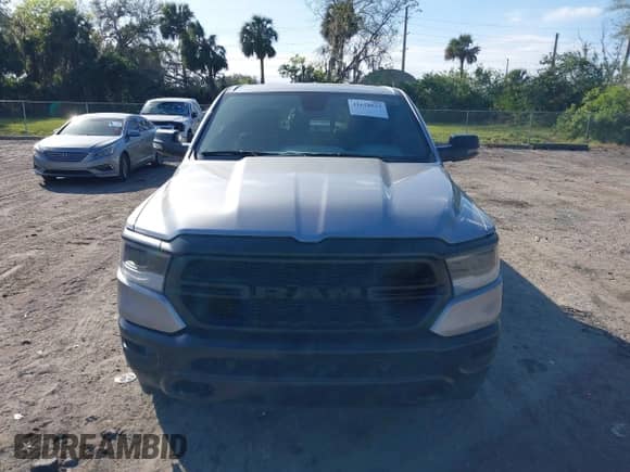 2024 Ram 1500 Big Horn z VIN 1C6SRFFT4RN158254, wystawiony jako IAAI lot #41628833 z przebiegiem 23 699 mil mil oraz . Historia ofert i sprzedaży dostępna na DreamBid. Obrazek 12.