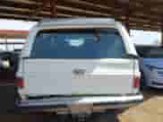 1988 Chevrolet Blazer с VIN 1GNEV18K2JF164620, выставлен на аукционе IAAI как лот 42750628 с пробегом 53 644 миль миль и . История ставок и продаж доступна на DreamBid. Изображение 16.