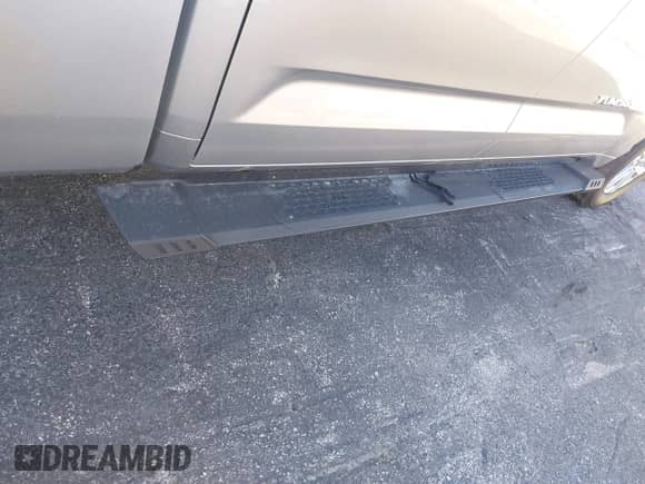 2024 Toyota Tundra SR5 with VIN 5TFLA5EC1RX022765, listed as a IAAI auction lot 41421939 with 30,946 mi miles and . Bid and sale history available at DreamBid. Image 19.