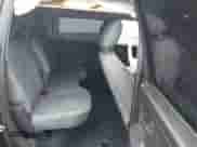 2017 Ram 1500 Express z VIN 1C6RR6KT6HS547823, wystawiony jako IAAI lot #42717862 z przebiegiem 220 236 mil mil oraz . Historia ofert i sprzedaży dostępna na DreamBid. Obrazek 8.