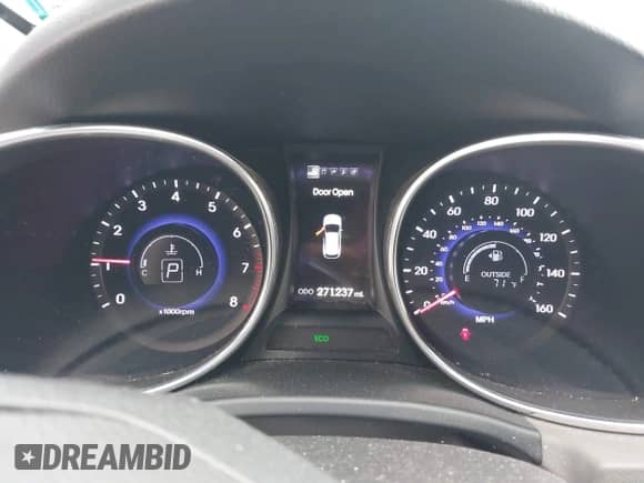 2013 Hyundai Santa Fe Sport with VIN 5XYZUDLB4DG080323, listed as a IAAI auction lot 42884115 with Not provided miles and . Bid and sale history available at DreamBid. Image 7.