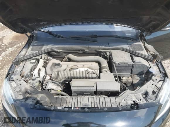 2015 Volvo S60 T5 Premier с VIN YV1612TK7F1357446, выставлен на аукционе IAAI как лот 41867566 с пробегом 90 023 миль миль и . История ставок и продаж доступна на DreamBid. Изображение 10.