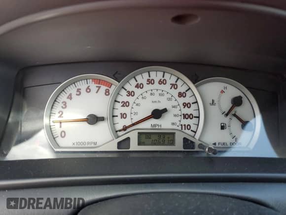 2005 Toyota Corolla CE with VIN 1NXBR32E65Z384239, listed as a Copart auction lot 63673184 with 106,910 mi miles and Salvage title. Bid and sale history available at DreamBid. Image 9.