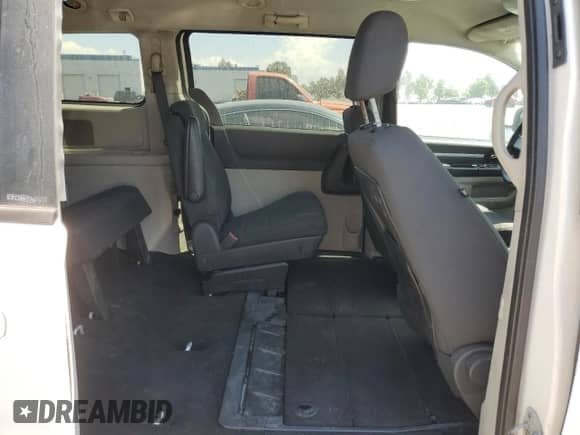 2008 Dodge Grand Caravan SXT с VIN 1D8HN54P88B163957, выставлен на аукционе Copart как лот 71560065 с пробегом 230 800 миль миль и Чистый • Clean title. История ставок и продаж доступна на DreamBid. Изображение 11.