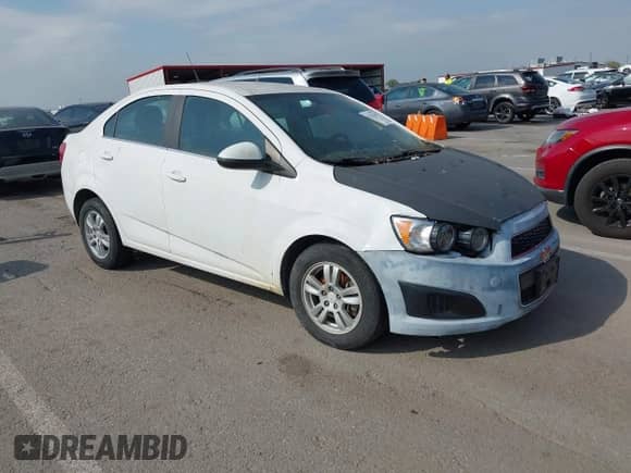 2014 Chevrolet Sonic LT с VIN 1G1JC5SH5E4214552, выставлен на аукционе IAAI как лот 43457565 с пробегом 97 459 миль миль и . История ставок и продаж доступна на DreamBid. Изображение 1.