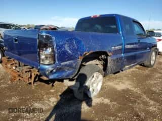 2003 Chevrolet Silverado SS с VIN 2GCEK19N931356654, выставлен на аукционе Copart как лот 72966944 с пробегом 292 812 миль миль и Списание • Salvage title. История ставок и продаж доступна на DreamBid. Изображение 3.