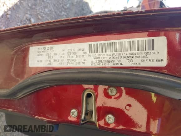 2017 Ram 1500 Big Horn z VIN 3C6RR6LT7HG637097, wystawiony jako IAAI lot #43462885 z przebiegiem 160 881 mil mil oraz . Historia ofert i sprzedaży dostępna na DreamBid. Obrazek 9.