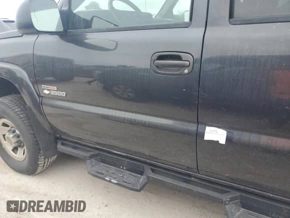 2004 Chevrolet Silverado 3500 SRW с VIN 1GCHK33294F215441, выставлен на аукционе Copart как лот 75124814 с пробегом Не указан миль и Списание • Salvage title. История ставок и продаж доступна на DreamBid. Изображение 12.