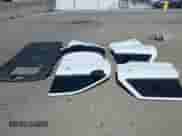 2023 Dodge Durango SRT Hellcat z VIN 1C4SDJH91PC601433, wystawiony jako IAAI lot #42496414 z przebiegiem Nie podano mil oraz . Historia ofert i sprzedaży dostępna na DreamBid. Obrazek 14.