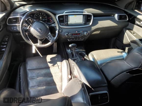 2019 Kia Sorento SX Limited with VIN 5XYPKDA52KG450918, listed as a Copart auction lot 59582745 with 157,563 mi miles and Salvage title. Bid and sale history available at DreamBid. Image 8.