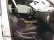 2017 Chevrolet Silverado 1500 LTZ z VIN 3GCUKSEC1HG286538, wystawiony jako IAAI lot #41861745 z przebiegiem 105 033 mil mil oraz . Historia ofert i sprzedaży dostępna na DreamBid. Obrazek 5.