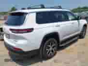 2025 Jeep Grand Cherokee Limited with VIN 1C4RJKBG7S8686200, listed as a IAAI auction lot 42592289 with 1,979 mi miles and . Bid and sale history available at DreamBid. Image 4.