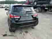 2021 Mitsubishi Outlander ES z VIN JA4ARUAU3MU003311, wystawiony jako Copart lot #70661835 z przebiegiem 114 434 mil mil oraz Szkoda całkowita • Salvage title. Historia ofert i sprzedaży dostępna na DreamBid. Obrazek 15.