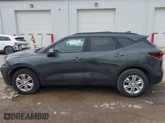 2019 Chevrolet Blazer with VIN 3GNKBGRS8KS694570, listed as a IAAI auction lot 42436829 with 97,959 mi miles and . Bid and sale history available at DreamBid. Image 14.