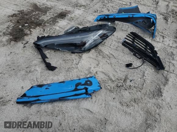 2024 Chevrolet Corvette 1LT z VIN 1G1YA2D40R5130751, wystawiony jako Copart lot #84443435 z przebiegiem 16 116 mil mil oraz Szkoda całkowita • Salvage title. Historia ofert i sprzedaży dostępna na DreamBid. Obrazek 12.