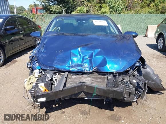 2019 Hyundai Elantra Value Edition с VIN 5NPD84LF1KH421023, выставлен на аукционе IAAI как лот 43179804 с пробегом 110 604 миль миль и . История ставок и продаж доступна на DreamBid. Изображение 12.
