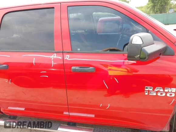 2014 Ram 1500 Express z VIN 1C6RR6KT3ES154972, wystawiony jako IAAI lot #42396509 z przebiegiem 212 733 mil mil oraz . Historia ofert i sprzedaży dostępna na DreamBid. Obrazek 14.