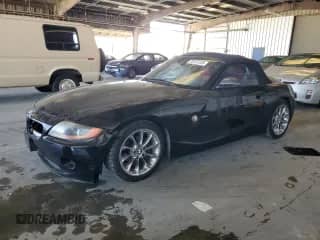 2003 BMW Z4 2.5i with VIN 4USBT33493LS45229, listed as a Copart auction lot 70125125 with 161,588 mi miles and Salvage title. Bid and sale history available at DreamBid. Image 1.