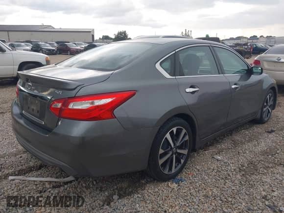 2016 Nissan Altima SL с VIN 1N4AL3APXGC190638, выставлен на аукционе IAAI как лот 42645455 с пробегом 93 262 миль миль и . История ставок и продаж доступна на DreamBid. Изображение 4.