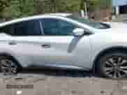 2016 Nissan Murano S с VIN 5N1AZ2MH3GN105002, выставлен на аукционе IAAI как лот 42384456 с пробегом 170 257 миль миль и . История ставок и продаж доступна на DreamBid. Изображение 12.