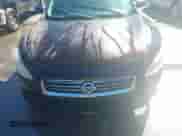 2012 Nissan Maxima S z VIN 1N4AA5AP4CC805938, wystawiony jako IAAI lot #43423540 z przebiegiem 182 388 mil mil oraz . Historia ofert i sprzedaży dostępna na DreamBid. Obrazek 6.