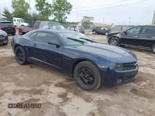 2010 Chevrolet Camaro LS z VIN 2G1FA1EV9A9192312, wystawiony jako IAAI lot #42358641 z przebiegiem Nie podano mil oraz . Historia ofert i sprzedaży dostępna na DreamBid. Obrazek 1.