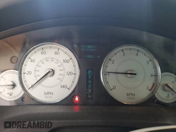 2005 Chrysler 300 Touring с VIN 2C3JA53G85H645669, выставлен на аукционе Copart как лот 81824415 с пробегом 178 920 миль миль и Списание • Salvage title. История ставок и продаж доступна на DreamBid. Изображение 9.