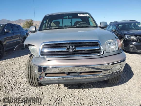 2001 Toyota Tundra Limited z VIN 5TBBT48171S151882, wystawiony jako Copart lot #81711565 z przebiegiem 248 944 mil mil oraz Szkoda całkowita • Salvage title. Historia ofert i sprzedaży dostępna na DreamBid. Obrazek 5.