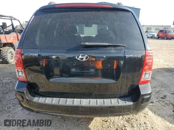 2008 Hyundai Entourage GLS с VIN KNDMC233386047512, выставлен на аукционе Copart как лот 88179335 с пробегом 134 795 миль миль и Списание • Salvage title. История ставок и продаж доступна на DreamBid. Изображение 6.