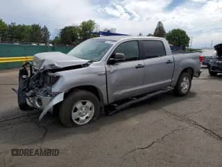 2012 Toyota Tundra с VIN 5TFDY5F17CX259927, выставлен на аукционе Copart как лот 62519025 с пробегом 230 950 миль миль и Списание • Salvage title. История ставок и продаж доступна на DreamBid. Изображение 1.