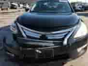 2015 Nissan Altima SV z VIN 1N4AL3AP8FC123311, wystawiony jako Copart lot #70855825 z przebiegiem 147 284 mil mil oraz Szkoda całkowita • Salvage title. Historia ofert i sprzedaży dostępna na DreamBid. Obrazek 14.