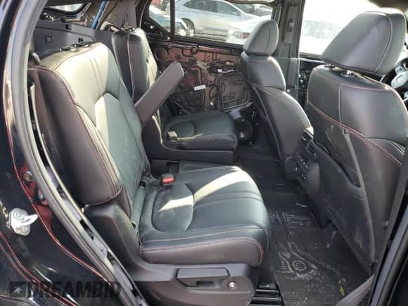 2025 Honda Pilot TrailSport с VIN 5FNYG1H66SB012798, выставлен на аукционе Copart как лот 61566175 с пробегом 14 010 миль миль и Списание • Salvage title. История ставок и продаж доступна на DreamBid. Изображение 11.