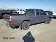 1997 Toyota Tacoma z VIN 4TAVN52N2VZ297347, wystawiony jako Copart lot #89669695 z przebiegiem 218 489 mil mil oraz Szkoda całkowita • Salvage title. Historia ofert i sprzedaży dostępna na DreamBid. Obrazek 3.