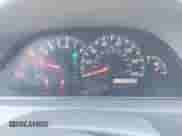 2005 Toyota Camry LE z VIN 4T1BE30K75U032758, wystawiony jako IAAI lot #43315191 z przebiegiem 217 300 mil mil oraz . Historia ofert i sprzedaży dostępna na DreamBid. Obrazek 7.