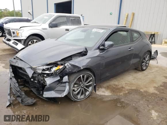 2020 Hyundai Veloster 2.0 z VIN KMHTG6AF3LU028964, wystawiony jako Copart lot #42565633 z przebiegiem 40 855 mil mil oraz . Historia ofert i sprzedaży dostępna na DreamBid. Obrazek 1.