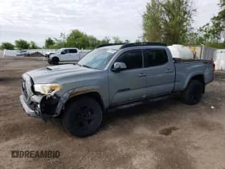 2019 Toyota Tacoma SR5 с VIN 5TFDZ5BN8KX038762, выставлен на аукционе Copart как лот 58776625 с пробегом 108 732 миль миль и Списание • Salvage title. История ставок и продаж доступна на DreamBid. Изображение 1.