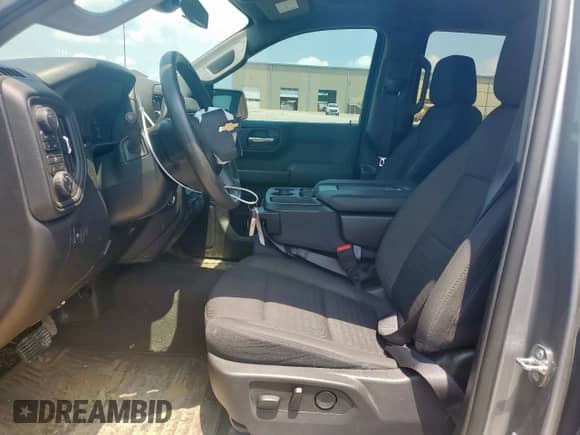 2024 Chevrolet Silverado 1500 Custom с VIN 1GCRDBEK6RZ182703, выставлен на аукционе Copart как лот 59397685 с пробегом 32 969 миль миль и Списание • Salvage title. История ставок и продаж доступна на DreamBid. Изображение 7.