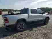 2020 Ram 1500 Rebel z VIN 1C6SRFLT7LN199084, wystawiony jako Copart lot #64990655 z przebiegiem 143 021 mil mil oraz Nie do naprawy • Non repairable. Historia ofert i sprzedaży dostępna na DreamBid. Obrazek 3.