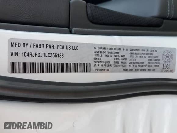2020 Jeep Grand Cherokee SRT with VIN 1C4RJFDJ1LC366188, listed as a Copart auction lot 55695765 with 35,302 mi miles and Salvage title. Bid and sale history available at DreamBid. Image 14.