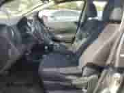 2017 Nissan Note SV z VIN 3N1CE2CP6HL353279, wystawiony jako Copart lot #81162265 z przebiegiem 143 347 mil mil oraz Szkoda całkowita • Salvage title. Historia ofert i sprzedaży dostępna na DreamBid. Obrazek 7.