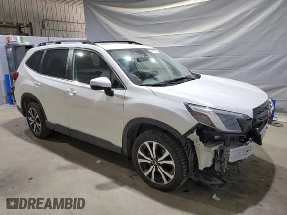 2023 Subaru Forester Limited z VIN JF2SKAPC5PH508275, wystawiony jako Copart lot #67937275 z przebiegiem 30 959 mil mil oraz Szkoda całkowita • Salvage title. Historia ofert i sprzedaży dostępna na DreamBid. Obrazek 4.