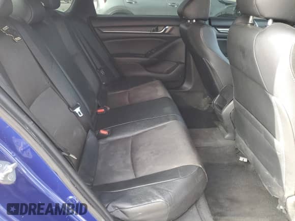 2020 Honda Accord Sport z VIN 1HGCV1F30LA101528, wystawiony jako Copart lot #84919835 z przebiegiem Nie podano mil oraz Szkoda całkowita • Salvage title. Historia ofert i sprzedaży dostępna na DreamBid. Obrazek 10.