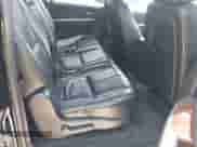 2009 Chevrolet Suburban 2LT z VIN 1GNFC26029R170963, wystawiony jako IAAI lot #43108526 z przebiegiem 244 916 mil mil oraz . Historia ofert i sprzedaży dostępna na DreamBid. Obrazek 8.