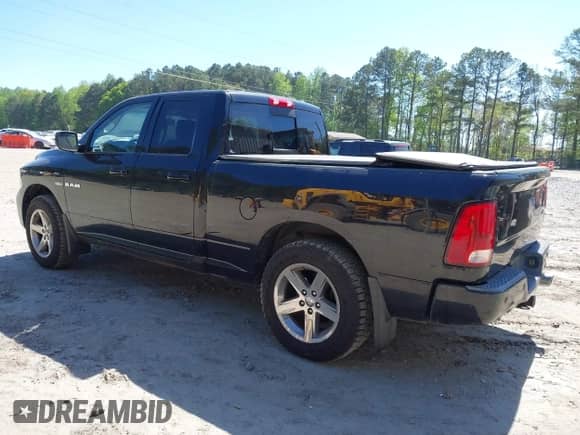 2009 Dodge 1500 SLT with VIN 1D3HV18T69S786226, listed as a IAAI auction lot 42069311 with 172,146 mi miles and . Bid and sale history available at DreamBid. Image 3.