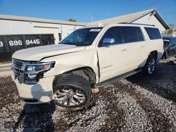 2015 Chevrolet Suburban LTZ with VIN 1GNSKKKC7FR727380, listed as a Copart auction lot 81000855 with 151,576 mi miles and Salvage title. Bid and sale history available at DreamBid. Image 1.